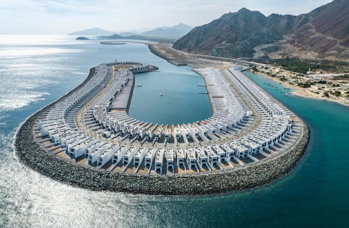 Al Dana Sea View Villa Ель-Фуджайра Екстер'єр фото